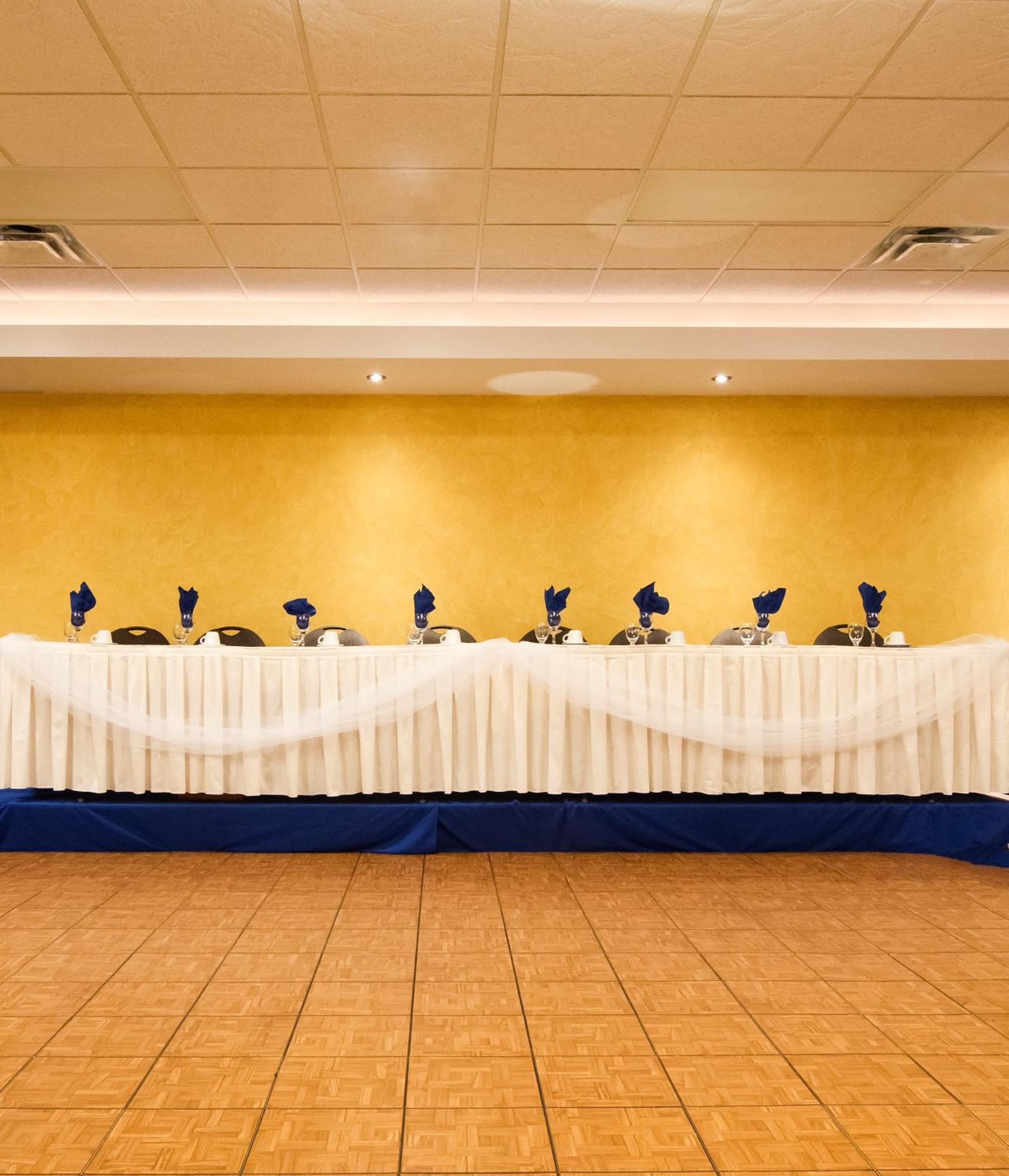 Park West Inn ウィニペグ エクステリア 写真