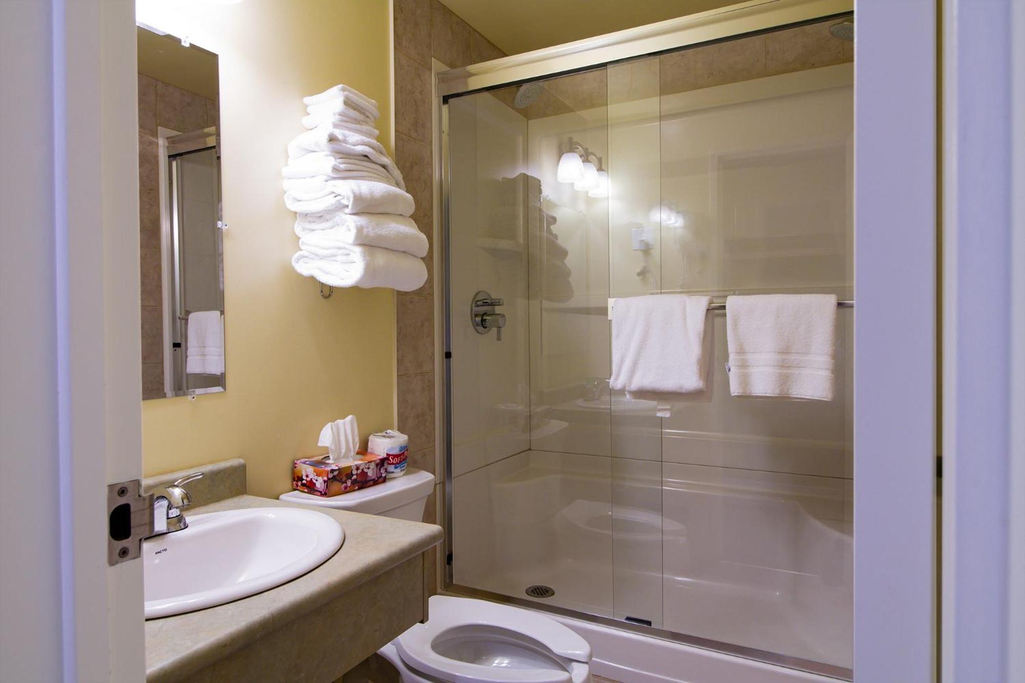 Park West Inn ウィニペグ エクステリア 写真