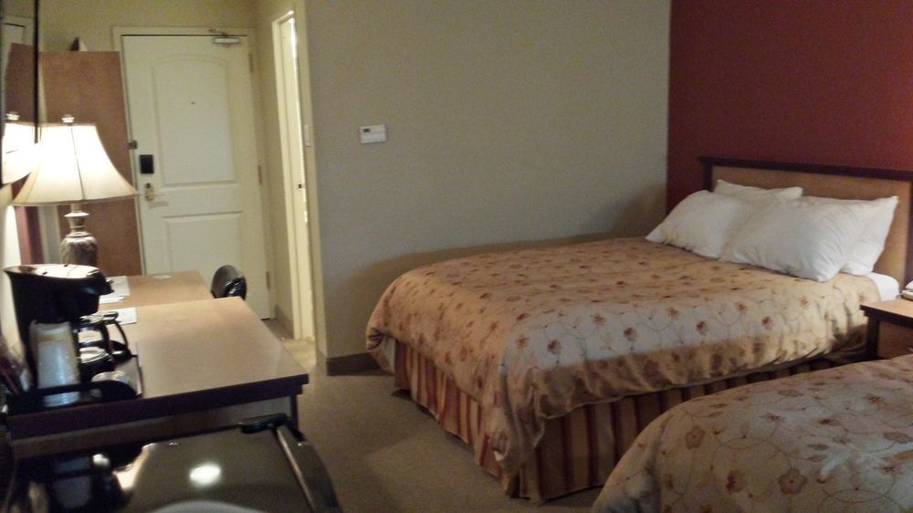 Park West Inn ウィニペグ エクステリア 写真