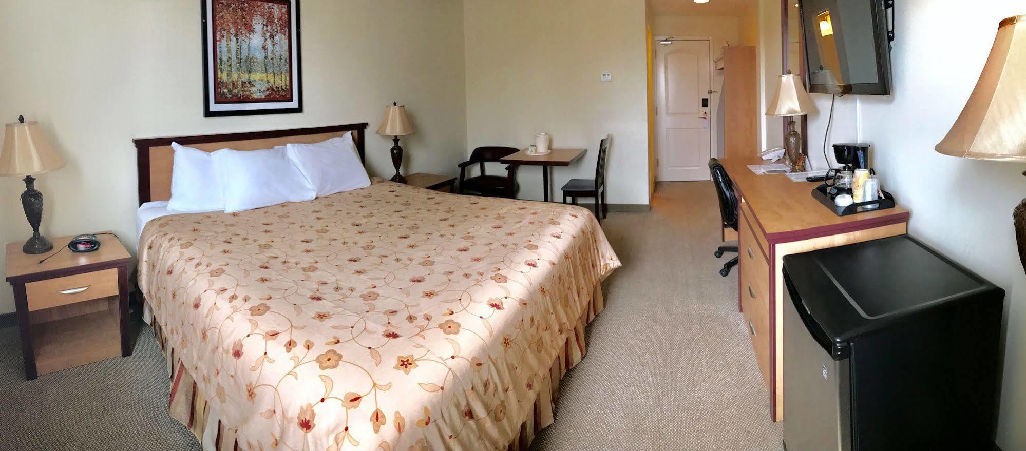 Park West Inn ウィニペグ エクステリア 写真
